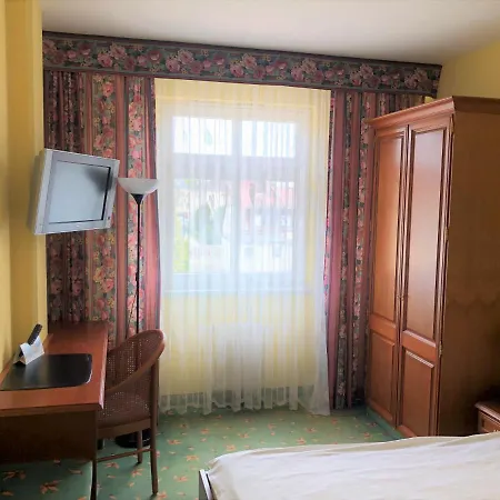 Brandiser Parkhotel Hotell