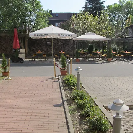 Brandiser Parkhotel Hotell 3*